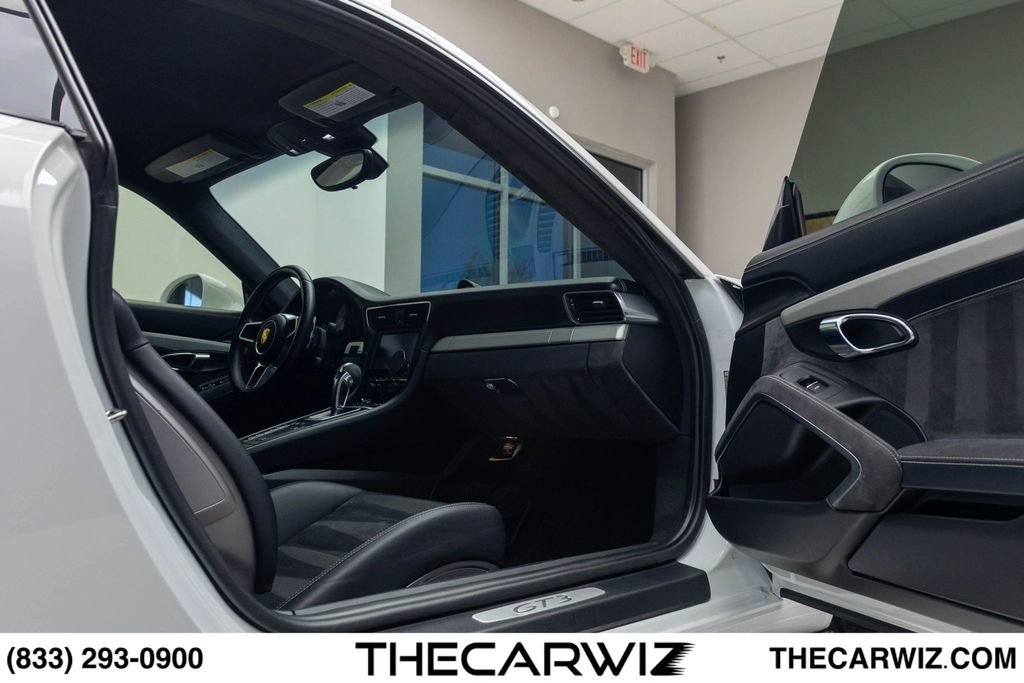 Used 2015 Porsche 911 GT3 RWD image 97