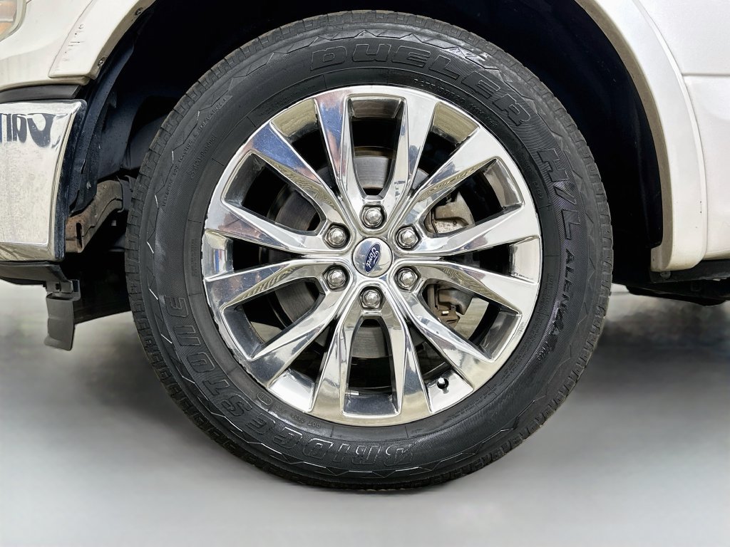Used 2015 Ford F150 Lariat w/ Equipment Group 502A Luxury RWD image 37