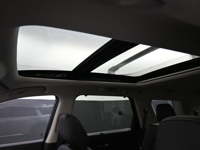 Used 2025 Nissan Pathfinder Platinum w/ Cargo Package FWD image 25