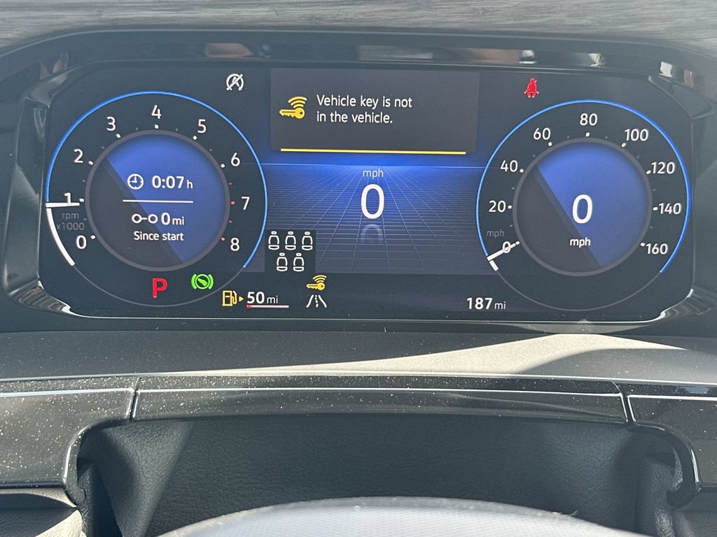 Used 2024 Volkswagen Atlas SEL AWD/4WD image 18