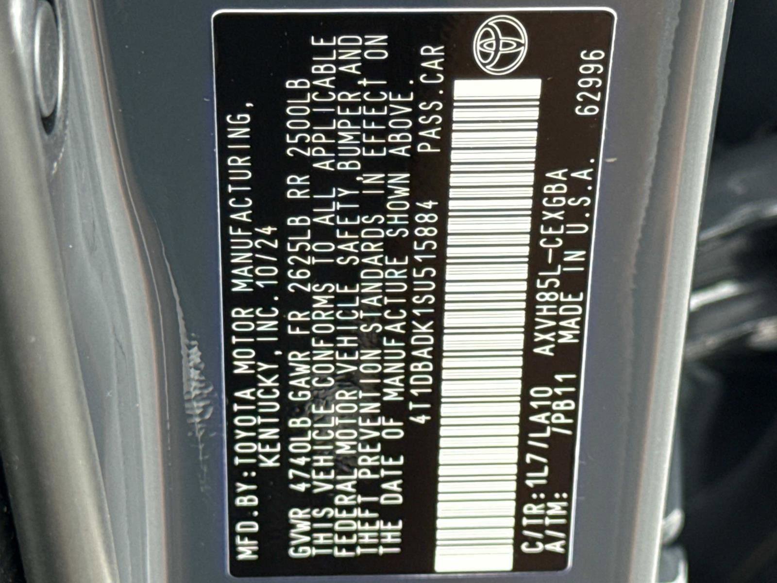 Used 2025 Toyota Camry XLE image 30