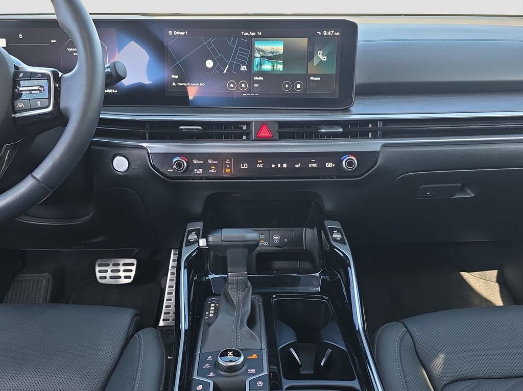 Used 2025 Kia Sorento SX Prestige AWD/4WD image 14