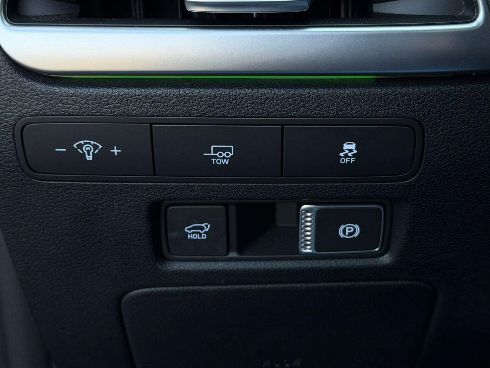 Used 2024 Hyundai Palisade Calligraphy image 19