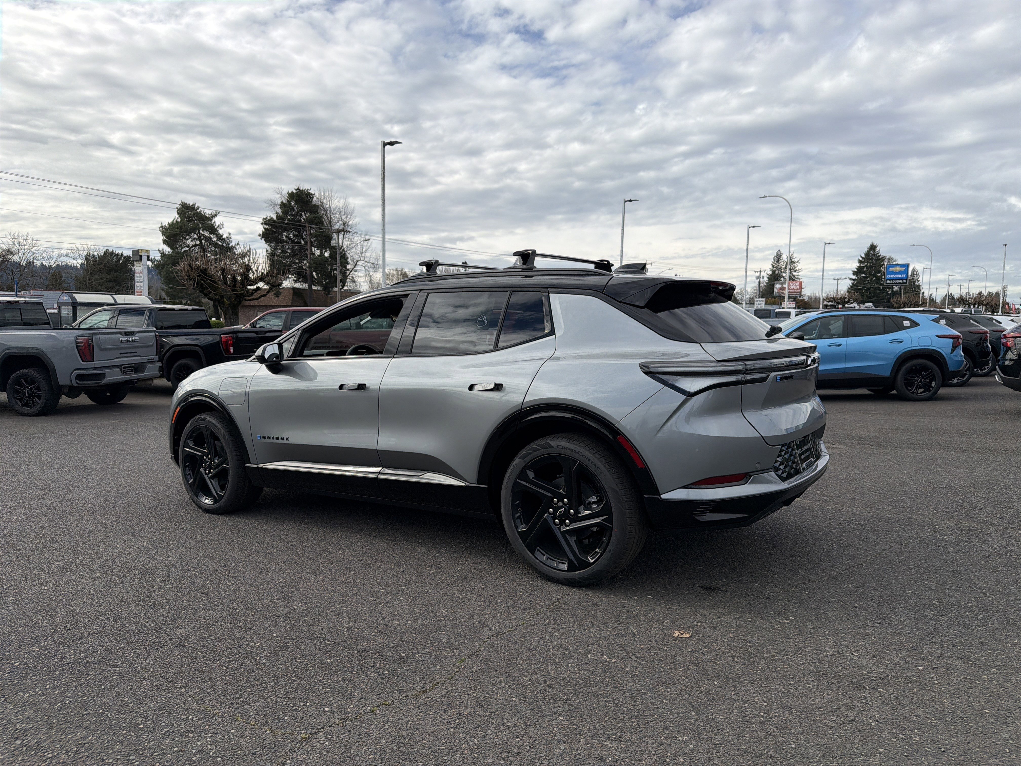New 2026 Chevrolet Equinox EV RS image 3