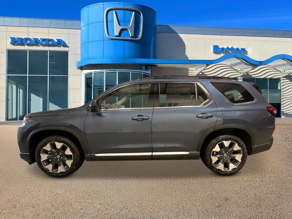 New 2026 Honda Pilot Touring image 2