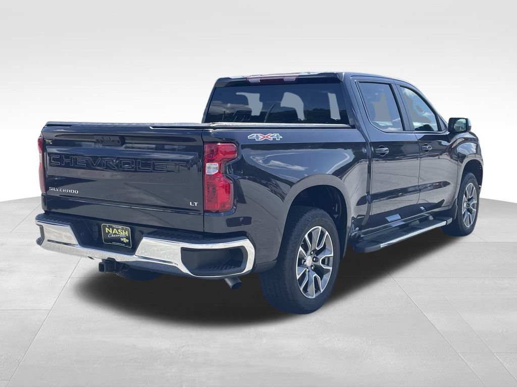 Used 2024 Chevrolet Silverado 1500 LT AWD/4WD image 3