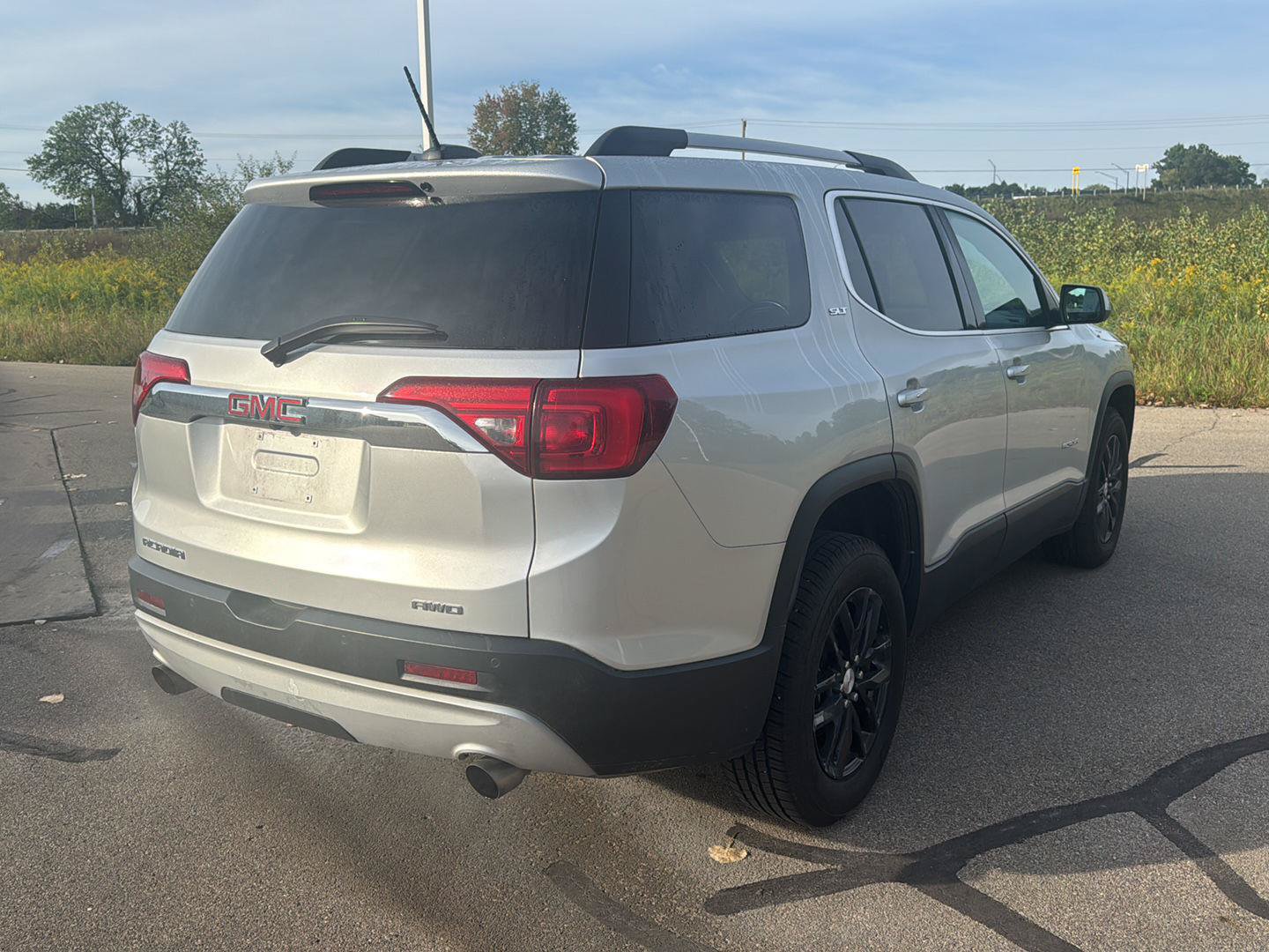 Used 2019 GMC Acadia SLT AWD/4WD image 5