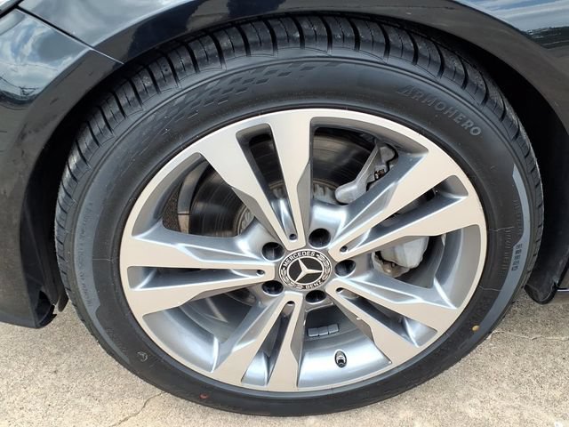 Used 2019 Mercedes-Benz C 300 Sedan w/ Premium Package image 23