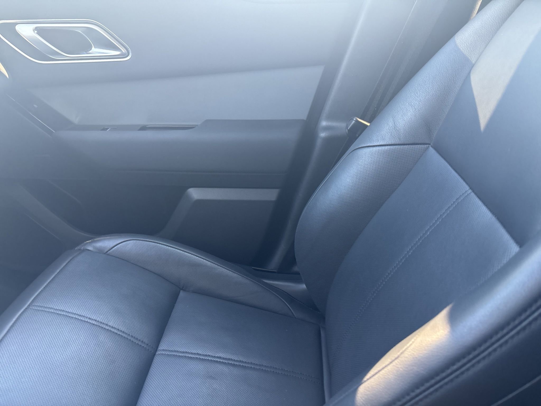 Used 2024 Land Rover Range Rover Velar S image 25