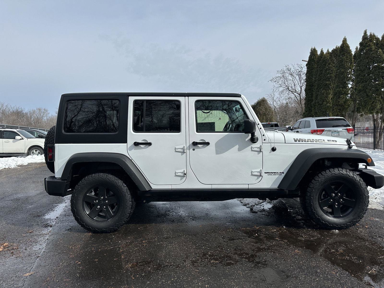 Used 2017 Jeep Wrangler Unlimited Sport image 5