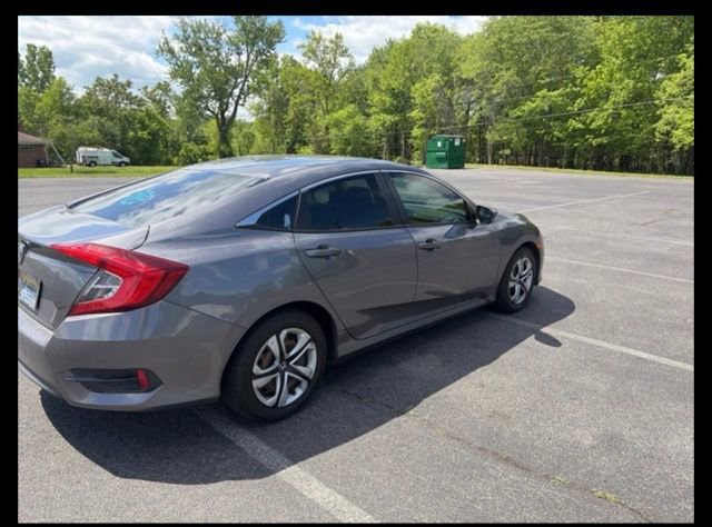 Used 2018 Honda Civic LX image 5