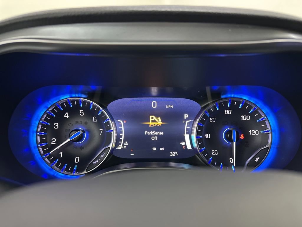 New 2026 Chrysler Pacifica Limited image 36