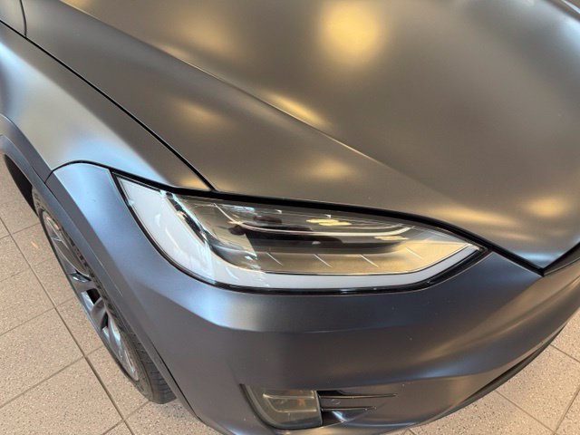 Used 2018 Tesla Model X 100D AWD/4WD image 9