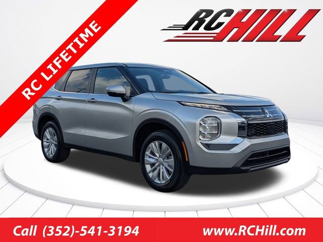New 2026 Mitsubishi Outlander ES image 1
