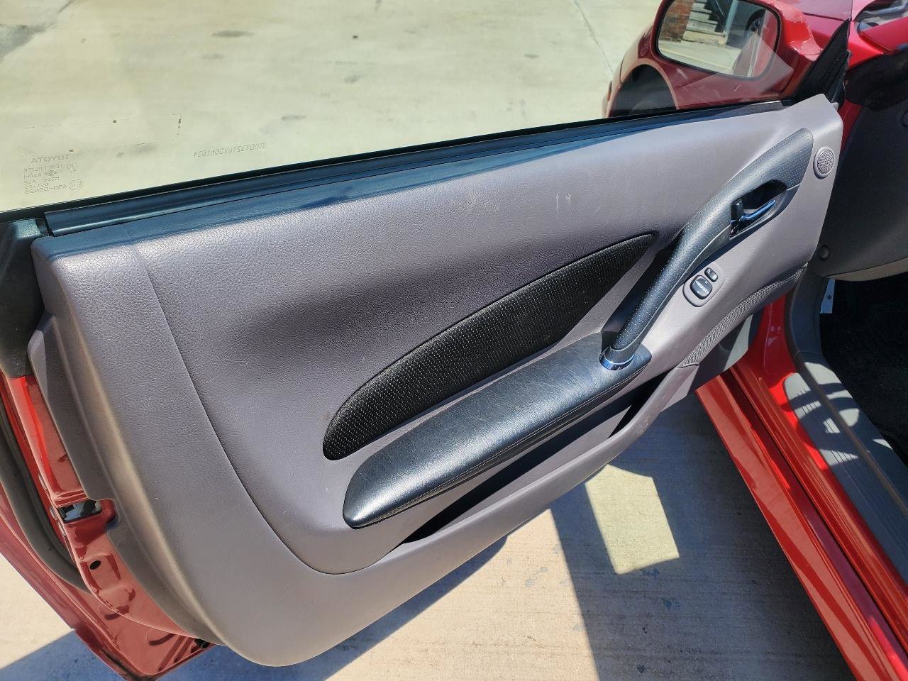 Used 2002 Toyota Celica GT-S FWD image 14