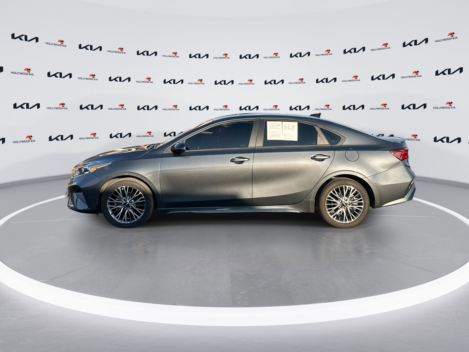 Certified 2024 Kia Forte GT-Line image 5