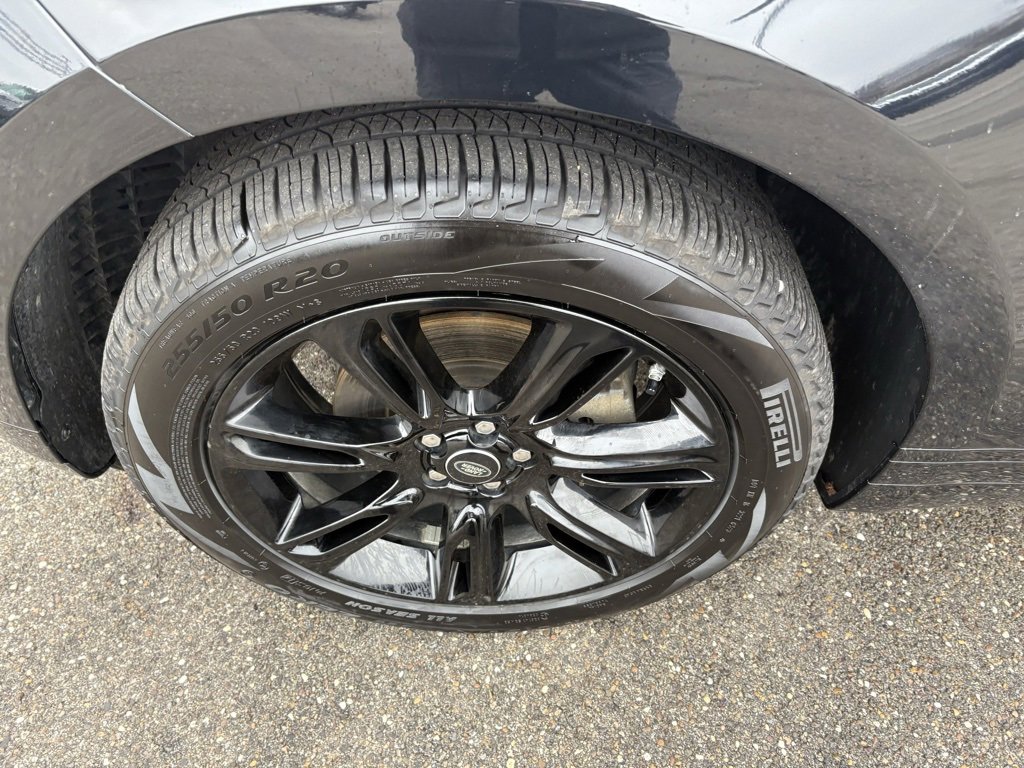 Used 2020 Land Rover Range Rover Velar S image 14