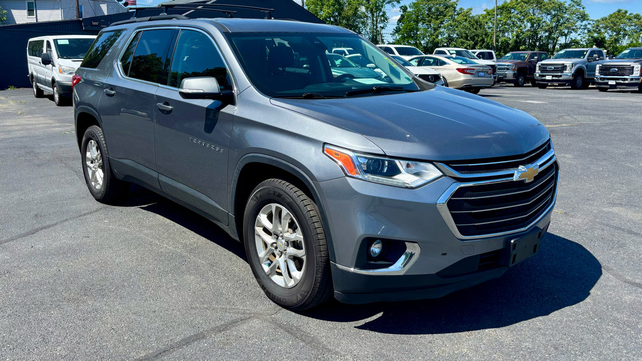 Used 2020 Chevrolet Traverse LT w/ LPO, Cargo Package image 4