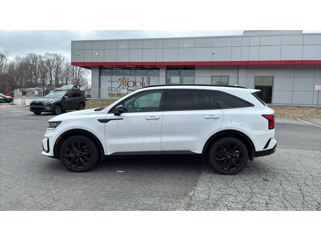 Used 2021 Kia Sorento SX image 4