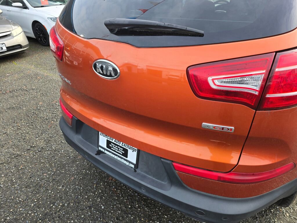 Used 2011 Kia Sportage SX w/ Premium Pkg w/Leather Seats image 13