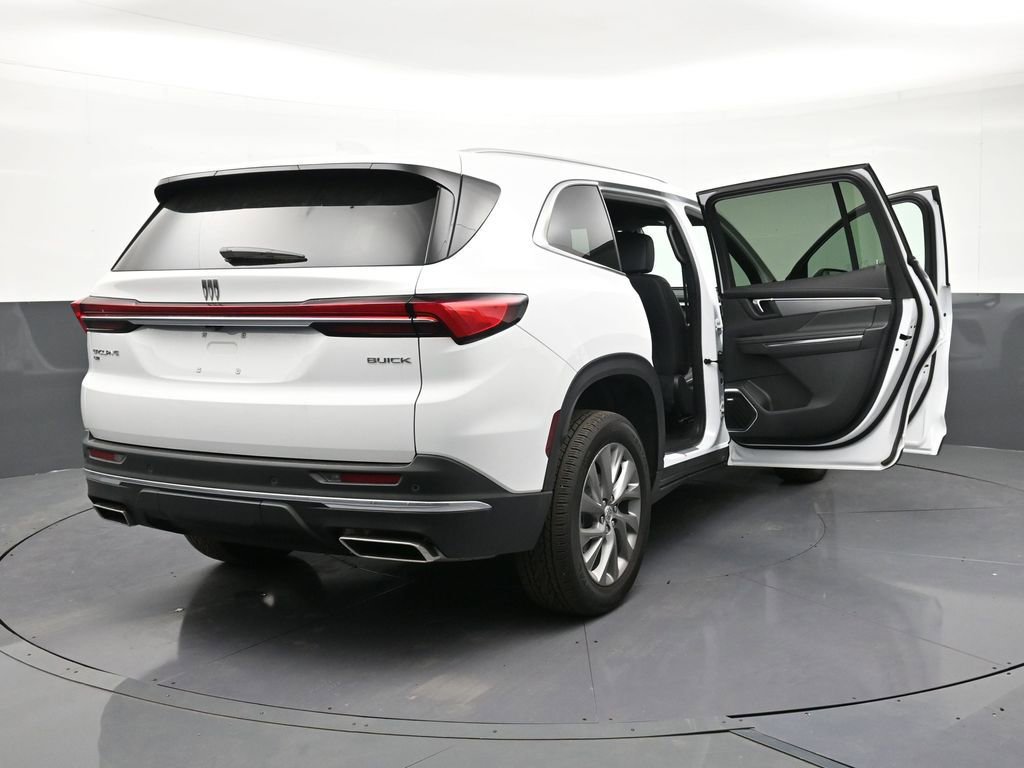 Used 2026 Buick Enclave Preferred image 35