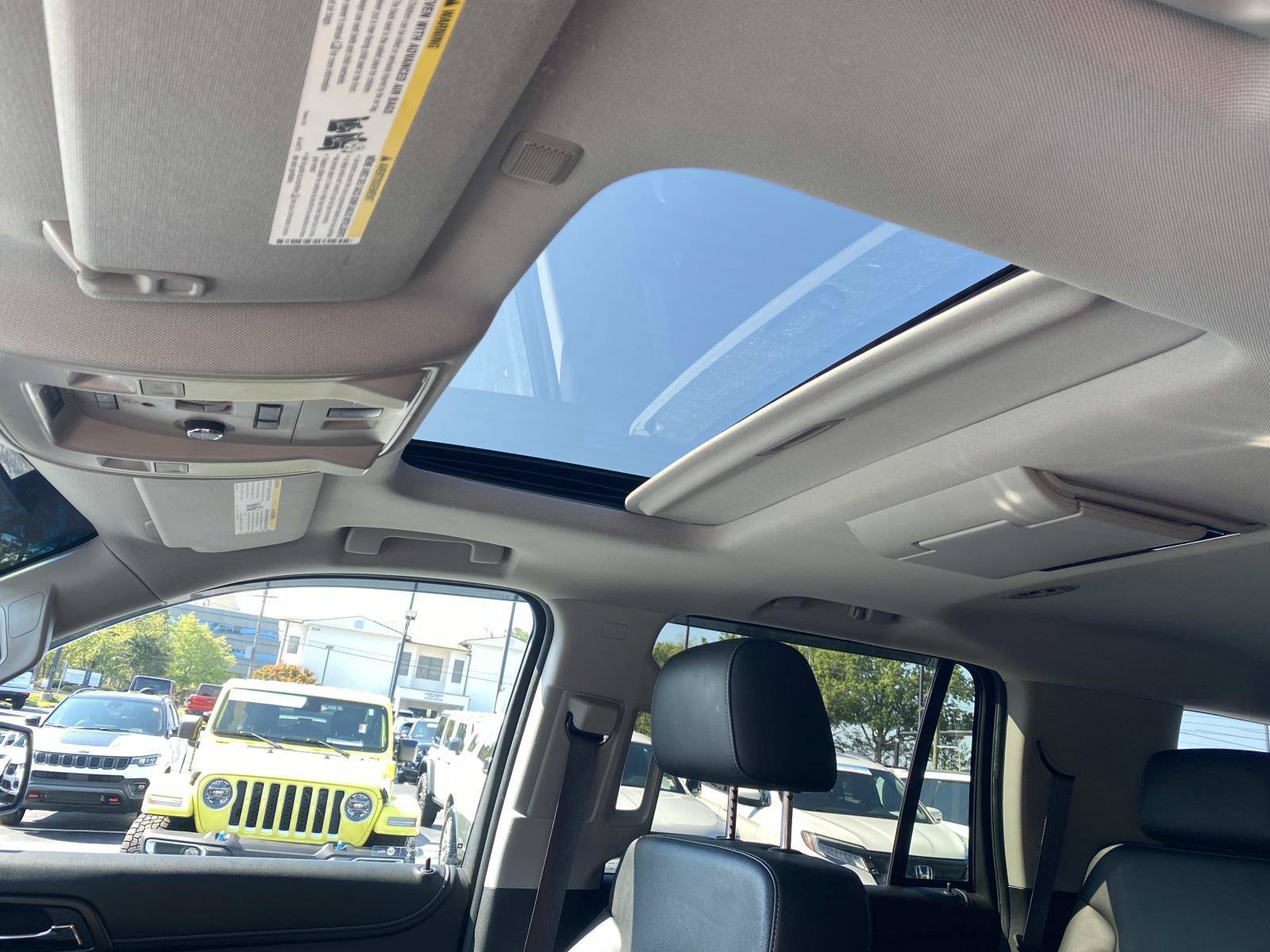 Used 2016 Chevrolet Tahoe LTZ RWD image 29