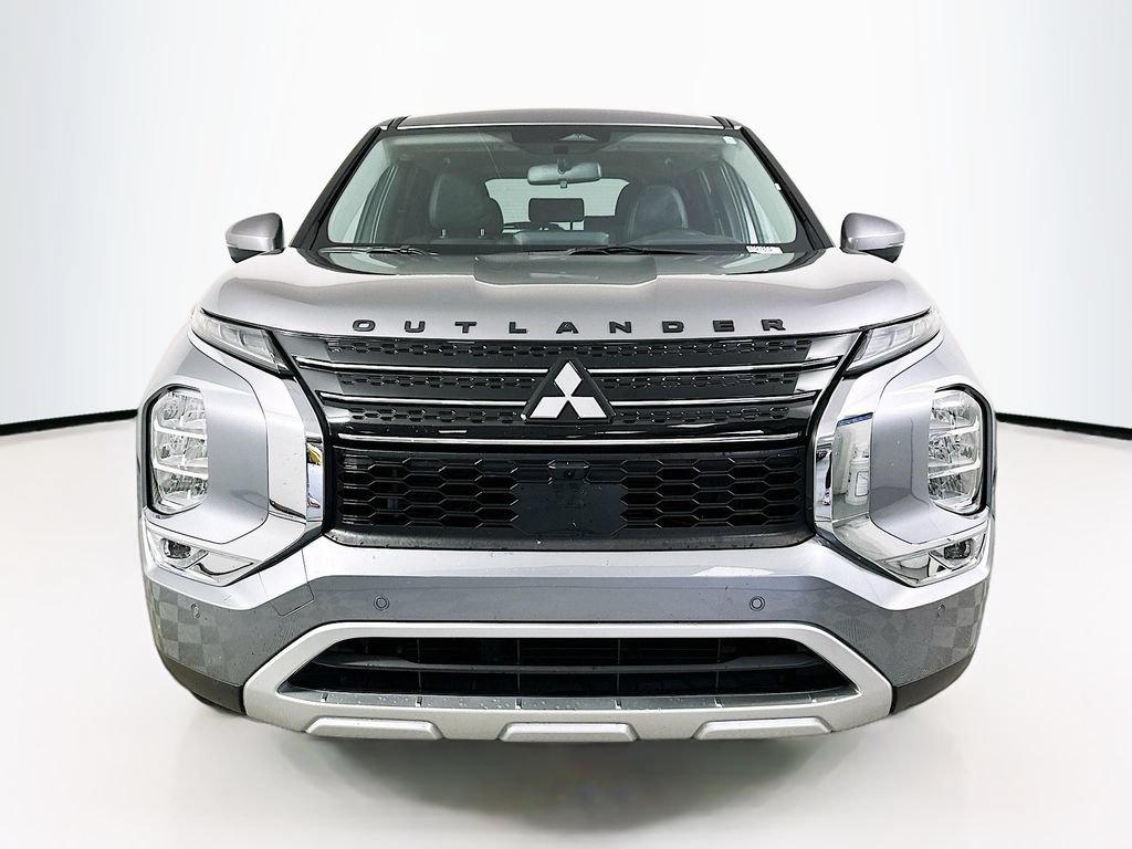 Used 2023 Mitsubishi Outlander SE FWD image 5