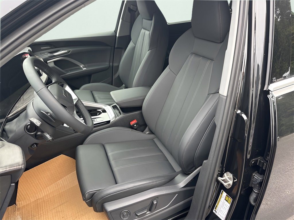 New 2025 Audi Q5 Premium Plus image 14
