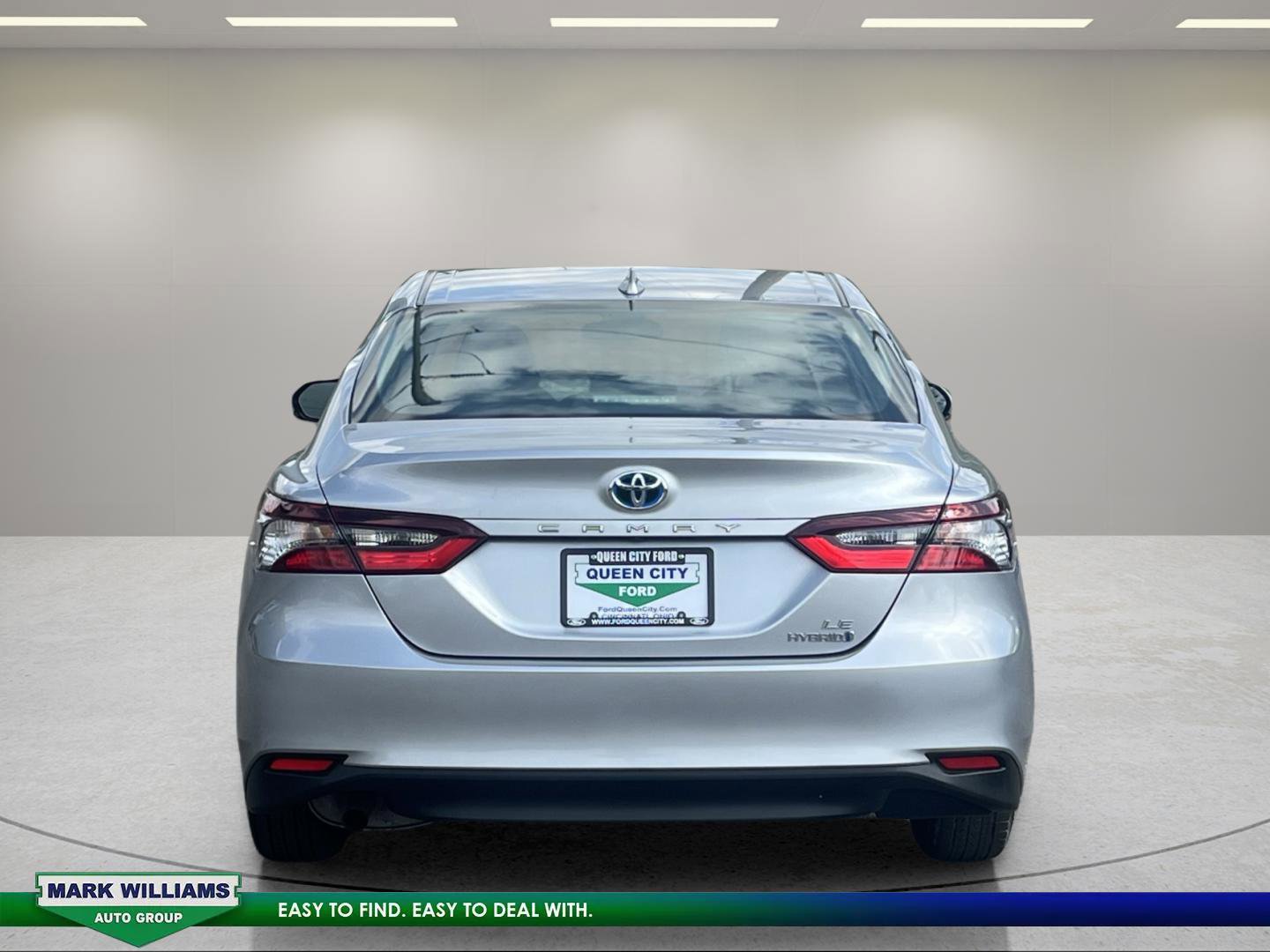 Used 2024 Toyota Camry LE FWD image 4