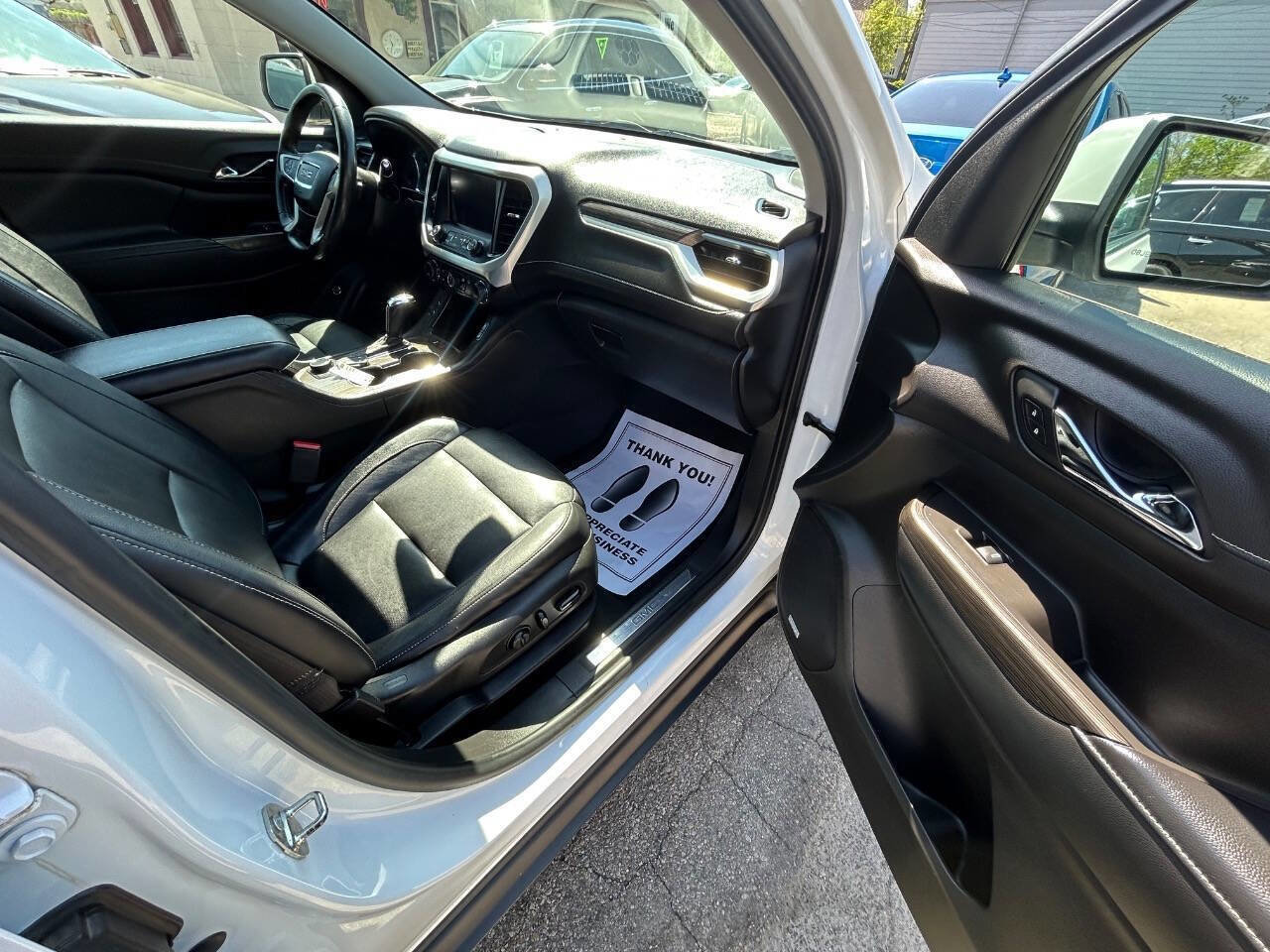 Used 2019 GMC Acadia SLT image 9