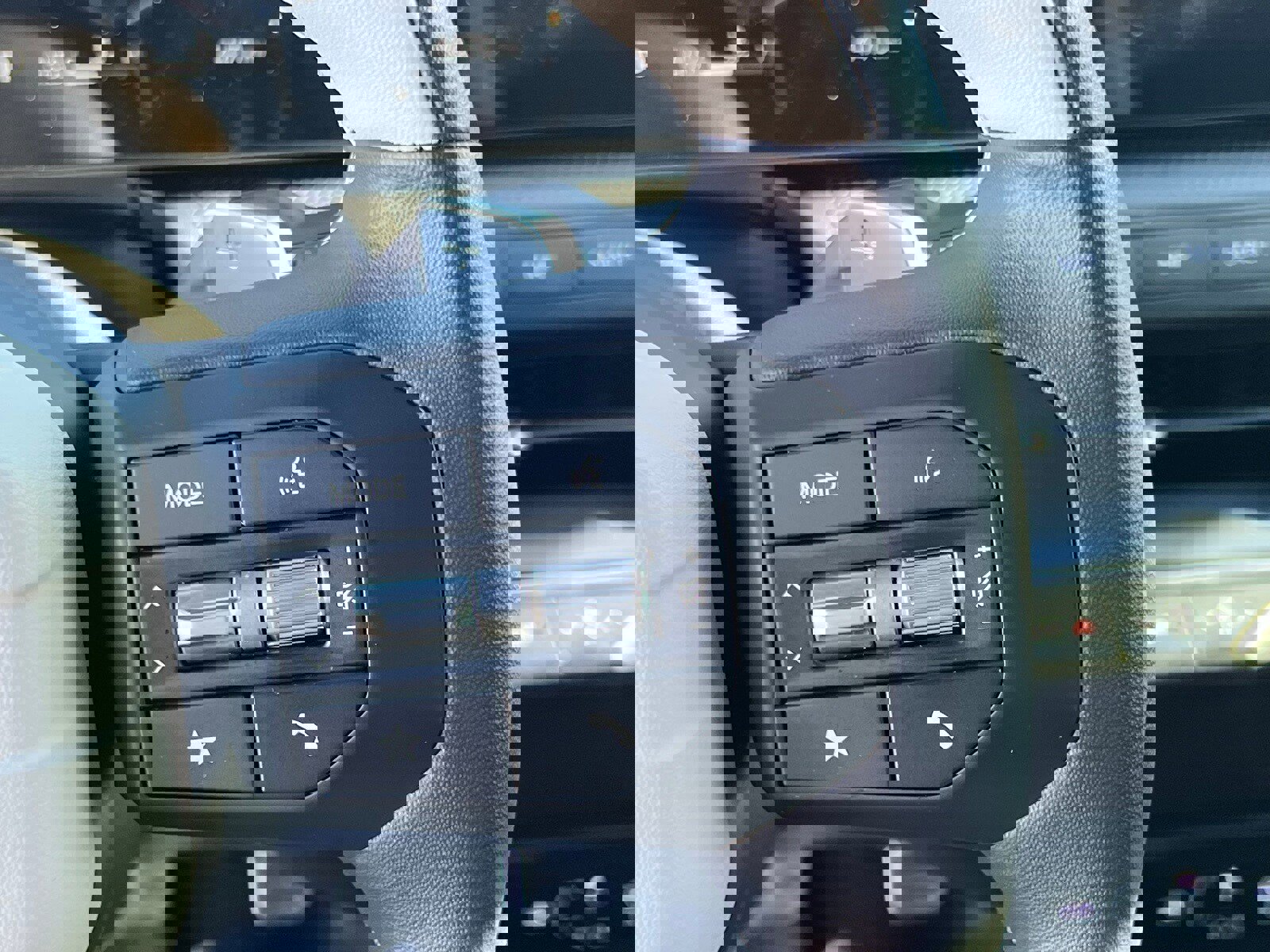 Used 2025 Kia K4 GT-Line Turbo image 29