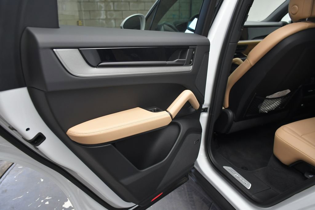 New 2026 Porsche Cayenne S AWD/4WD image 14