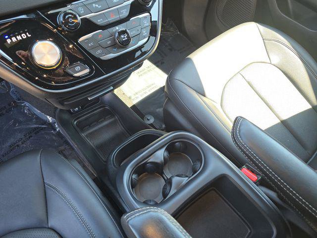 Used 2025 Chrysler Pacifica Select FWD image 29