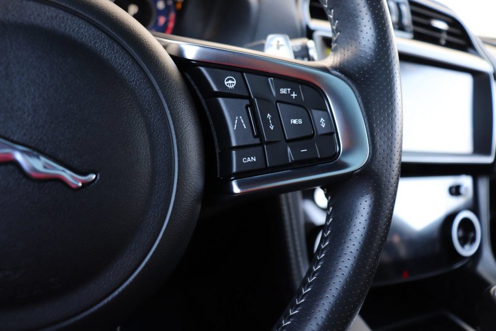 Used 2020 Jaguar F-PACE SVR AWD/4WD image 44