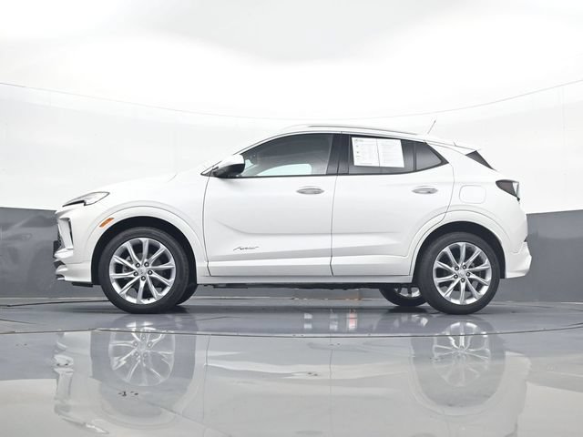 Used 2024 Buick Encore GX Avenir w/ Avenir Convenience Package AWD/4WD image 28