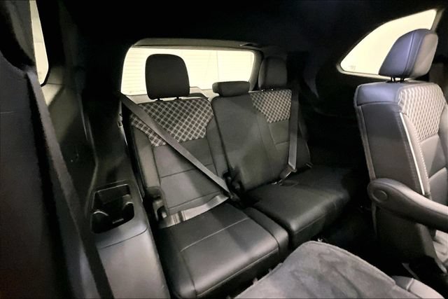 Used 2024 GMC Acadia Denali AWD/4WD image 33