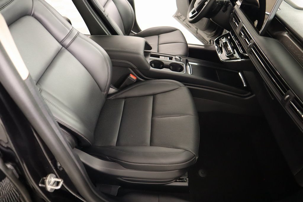 New 2025 Lincoln Corsair Grand Touring AWD/4WD image 14
