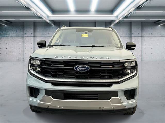 Used 2025 Ford Expedition Max Platinum w/ Driver's Package AWD/4WD image 23