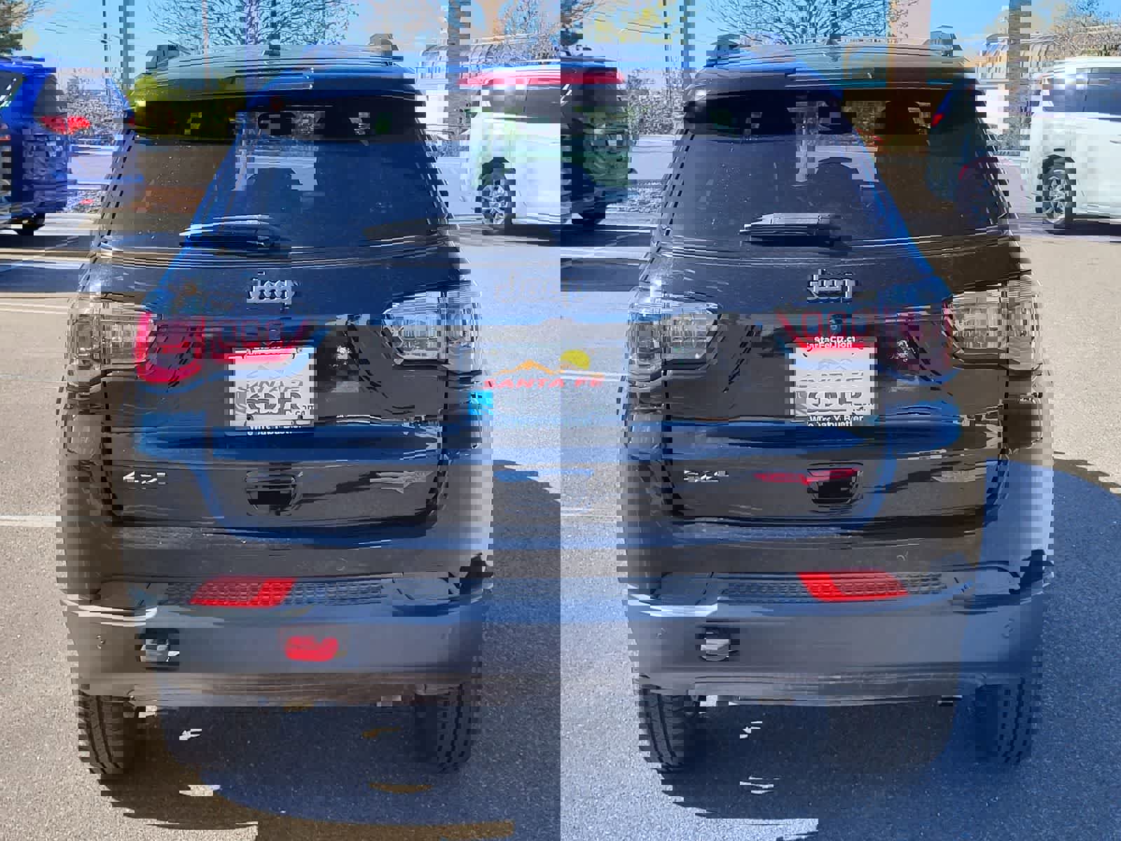 Used 2023 Jeep Compass Trailhawk w/ Sun and Sound Group AWD/4WD image 6