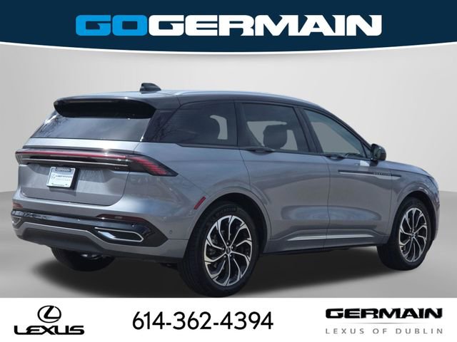 Used 2024 Lincoln Nautilus Reserve w/ Equipment Group 202A image 8