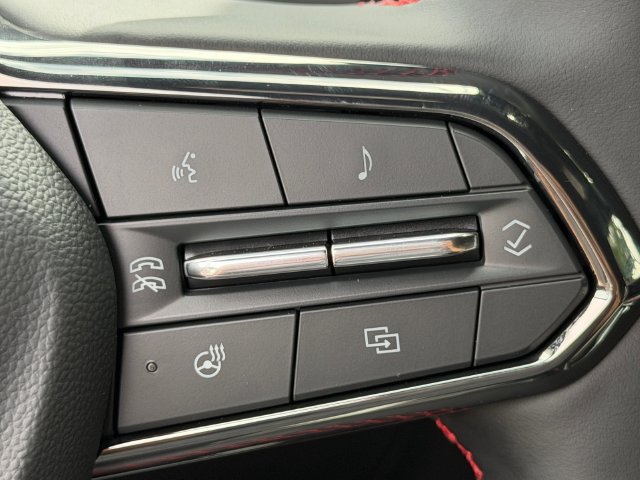 New 2027 Chevrolet Traverse RS FWD image 26