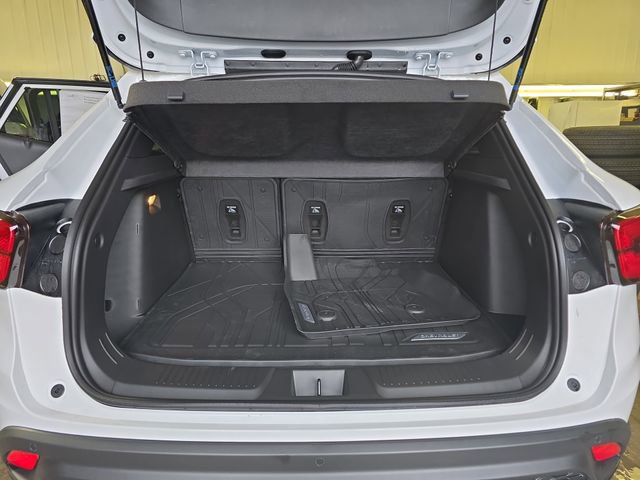New 2026 Chevrolet Trax RS w/ Sunroof Package FWD image 13