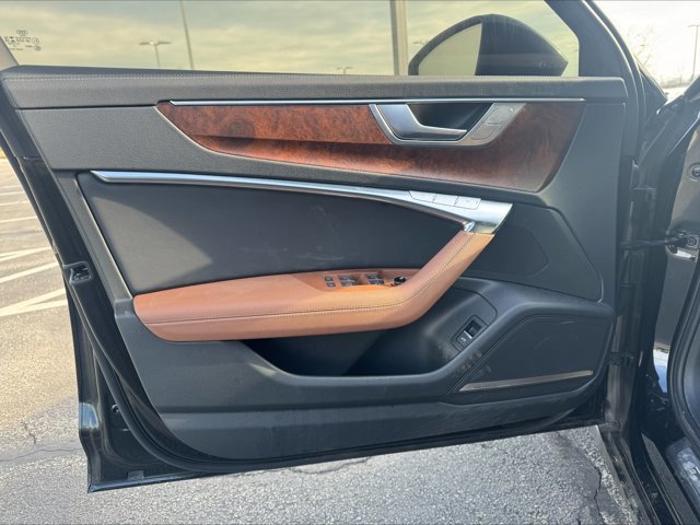 Used 2023 Audi A6 Premium Plus w/ Premium Plus Package image 9