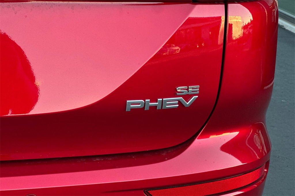 New 2025 Mitsubishi Outlander SE image 27