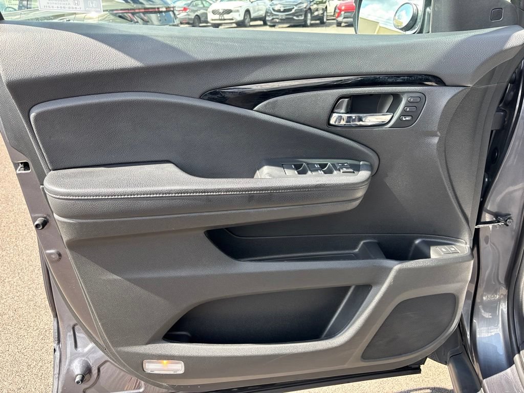 Used 2021 Honda Passport Touring image 15