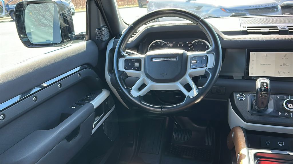 Certified 2023 Land Rover Defender 110 SE AWD/4WD image 22