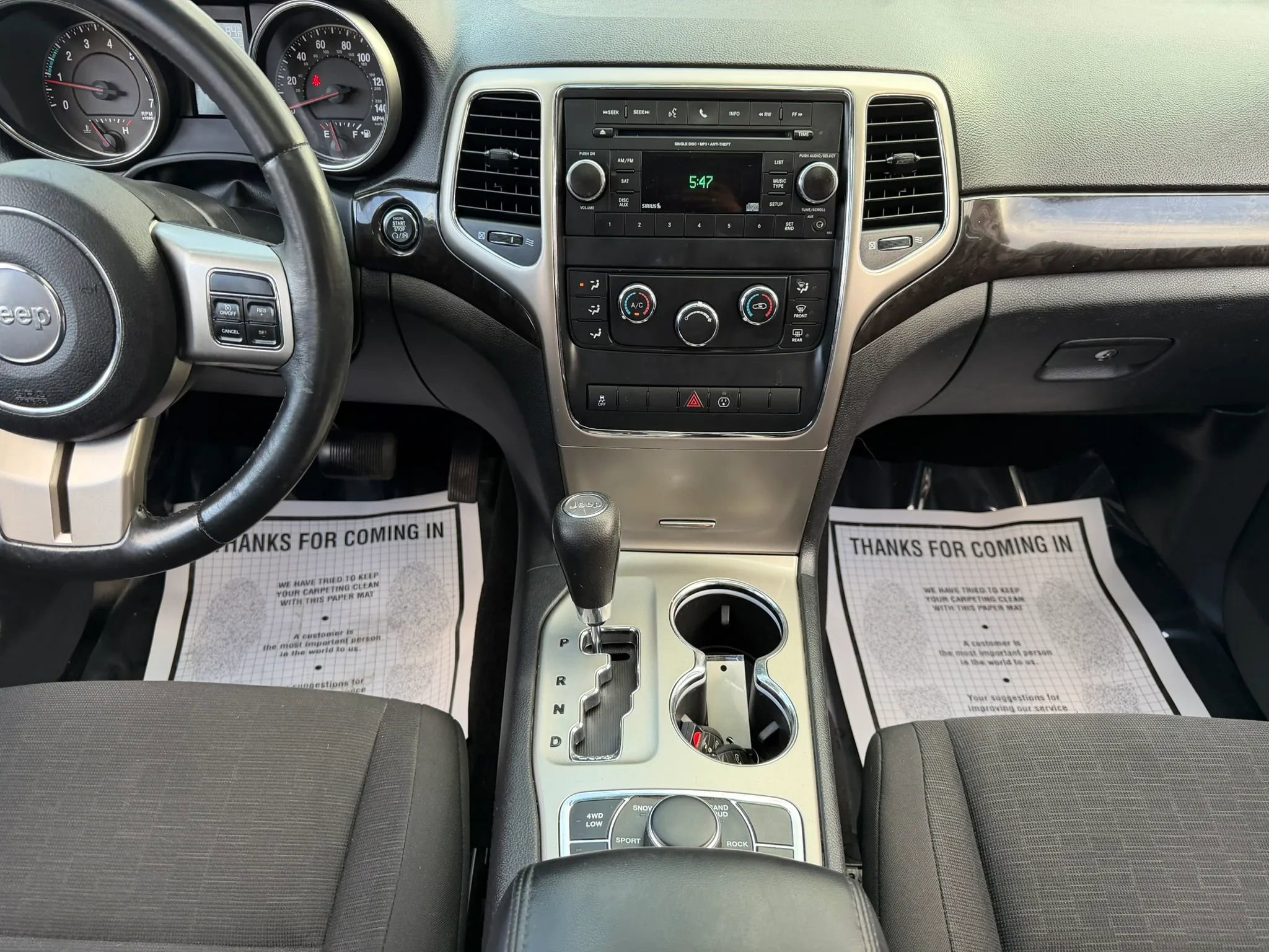 Used 2013 Jeep Grand Cherokee Laredo w/ Laredo E Group AWD/4WD image 22