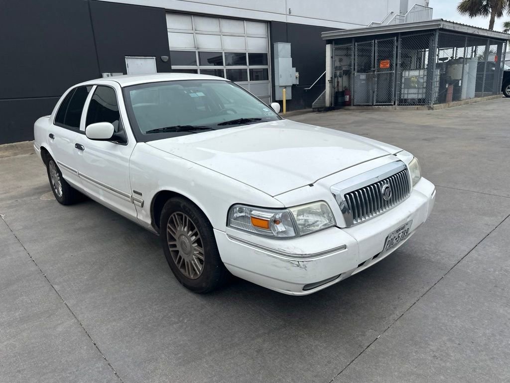 Used 2009 Mercury Grand Marquis LS RWD image 3