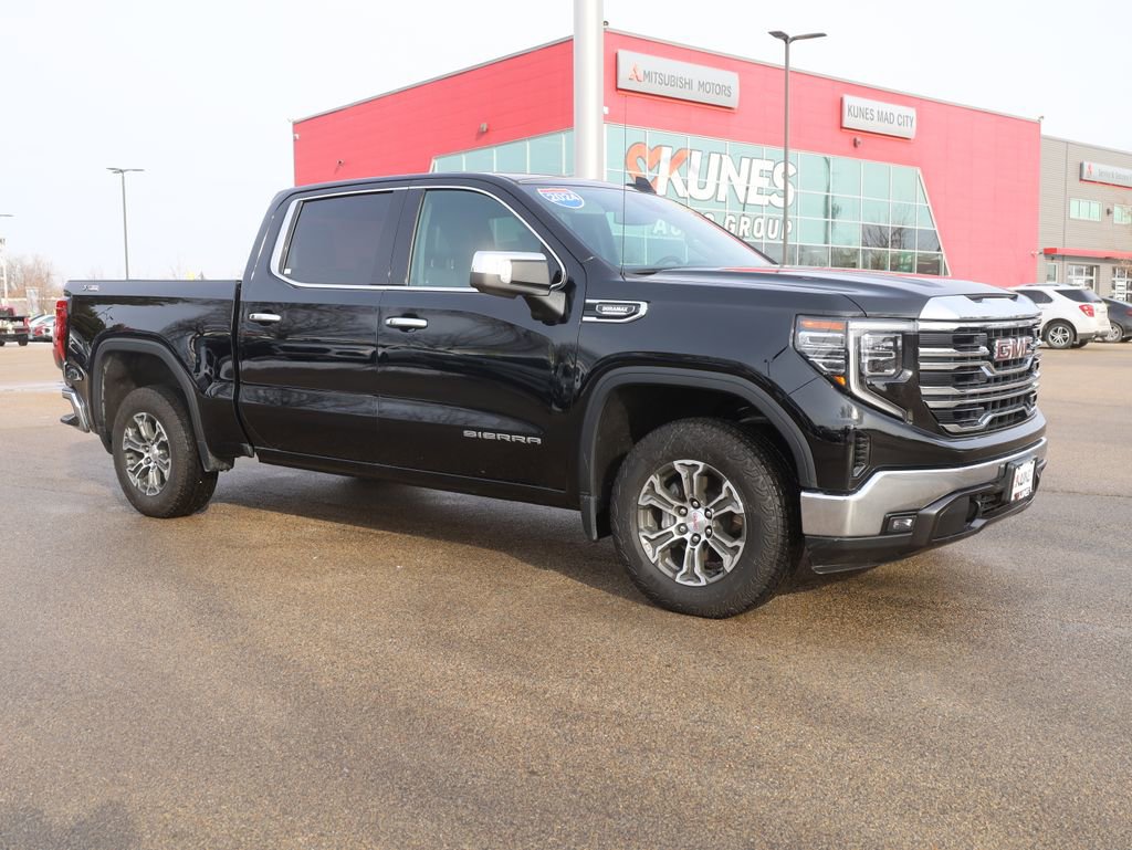Used 2024 GMC Sierra 1500 SLT w/ X31 Off-Road Package AWD/4WD image 2