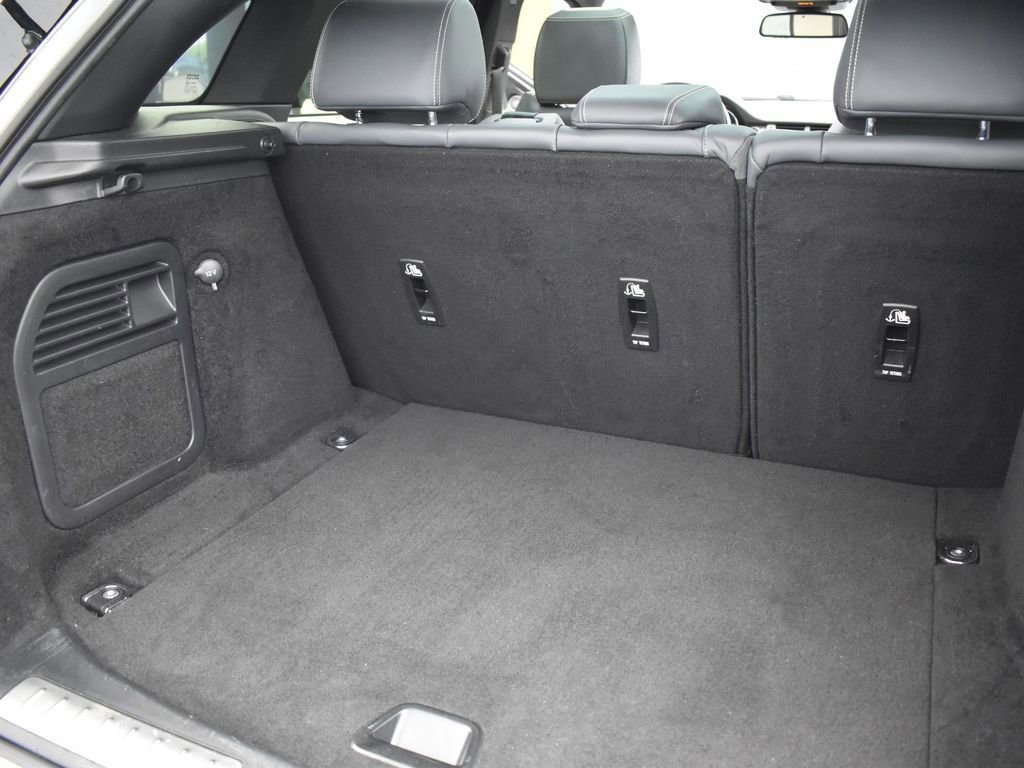 Used 2019 Land Rover Range Rover Evoque HSE Dynamic image 37